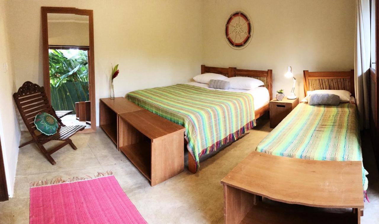Guest house Moksha Surf Yoga